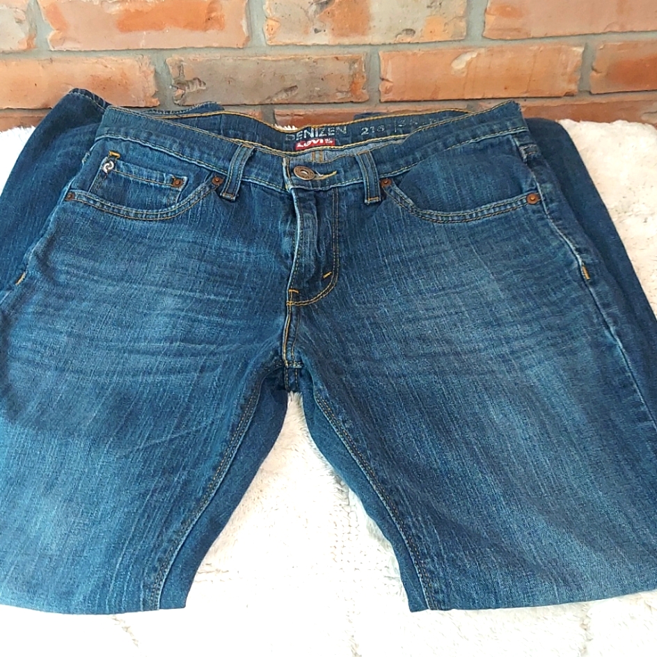 Levi's 216